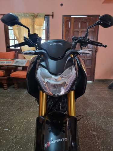 Imagen 3 de 11 de Honda Cb190r