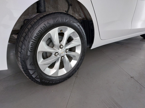 Chevrolet Onix 1.0 FLEX PLUS LT MANUAL