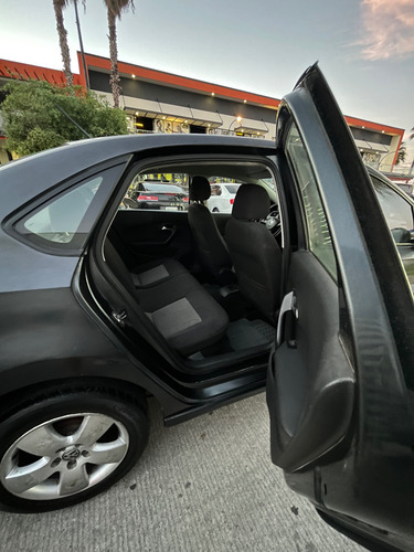 Volkswagen Vento 1.6 Starline At