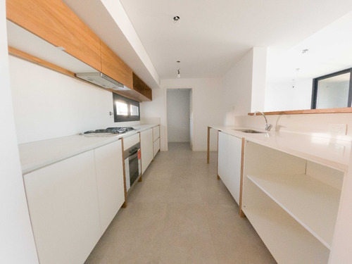 Imagen 4 de 10 de Exclusivo Departamento 4 Amb Con Terraza