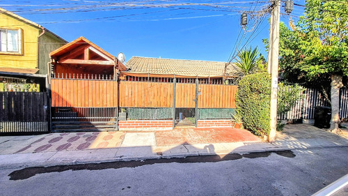 Acogedora Casa 3d-1b Luis Matte Larrain / Nonato Coo