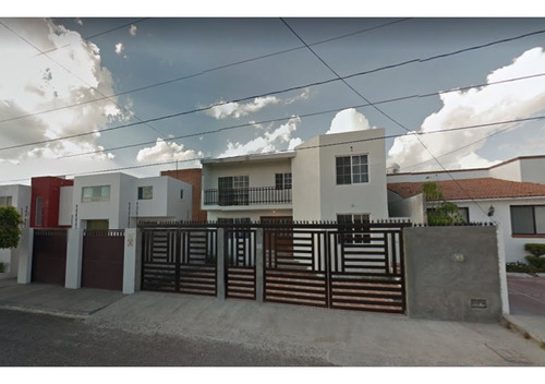 Casa En Remate En Santa Rosa Jáuregui, Fg-676