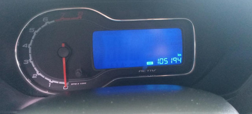 Imagem 8 de 12 de Chevrolet Gm Spin Activ 1.8 Branco 2015