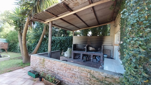 Venta Casa Quinta 1 Dormitorio La Gloria De La Peregrina