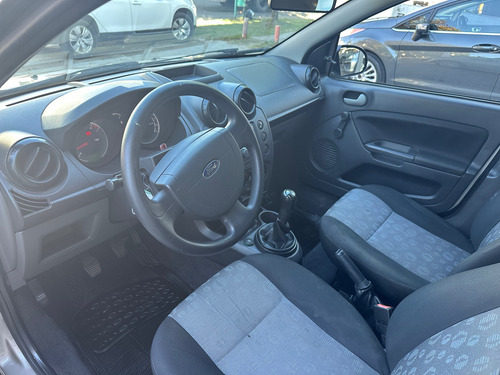 Ford Fiesta 1.6 One Ambiente Plus 98cv