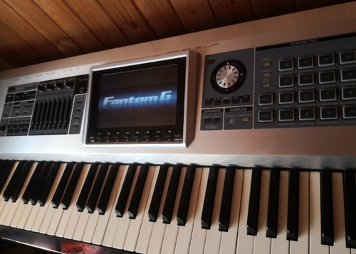 Roland Fantom G8 