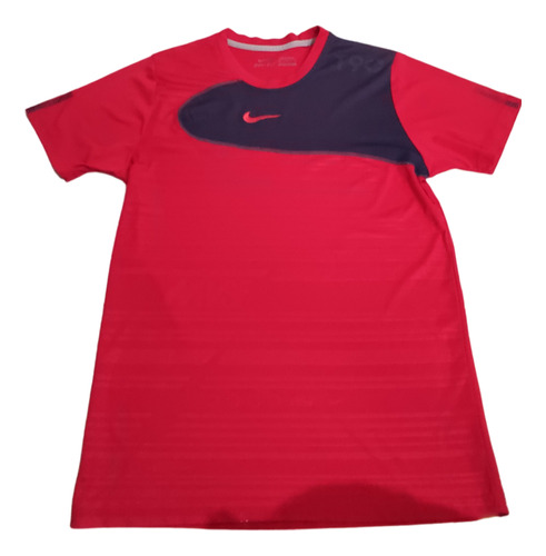 Camiseta Nike Dri-fit Roja. 