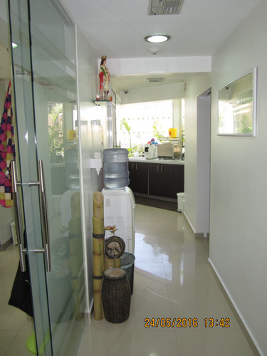 Imagen 3 de 6 de Se Vende Consultorio 114m2 El Rosal 1411