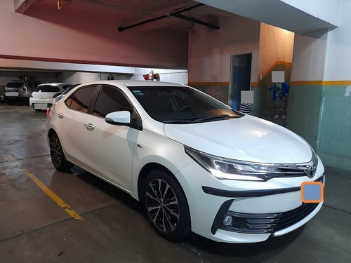Imagen 11 de 16 de Toyota Corolla Motor 1.8 Seg Cvt Full 4 Puertas Blanco 2017