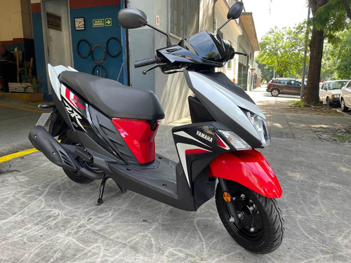 Imagen 2 de 16 de Yamaha Ray Zr Cygnus