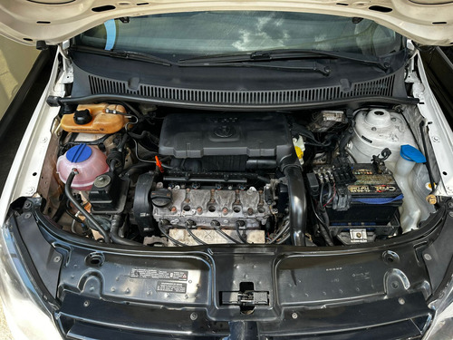 Volkswagen Fox 1.0 Vht Trend Total Flex 5p