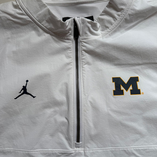 Sudadera 1/4 Zip Air Jordan Talla L + Adidas Talla M