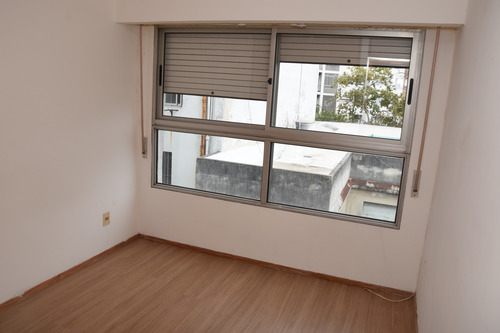 Venta Apartamento Parque Rodo 2 Dormitorios Garaje