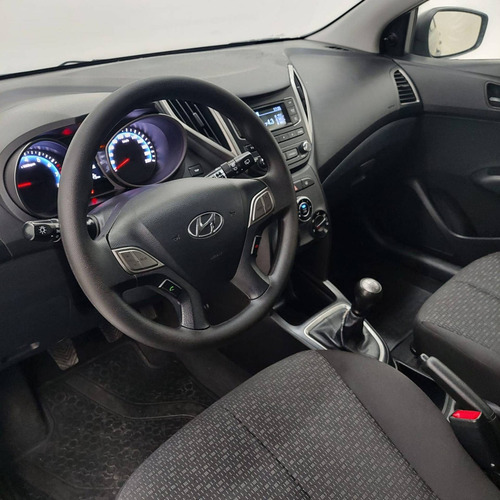 Imagem 7 de 11 de Hyundai Hb20 1.0 Unique 12v Flex 4p Manual