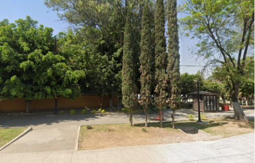 Casa En Venta, Remate Hipotecario, Col. Atlas, Guadalajara, Jalisco. Laab2
