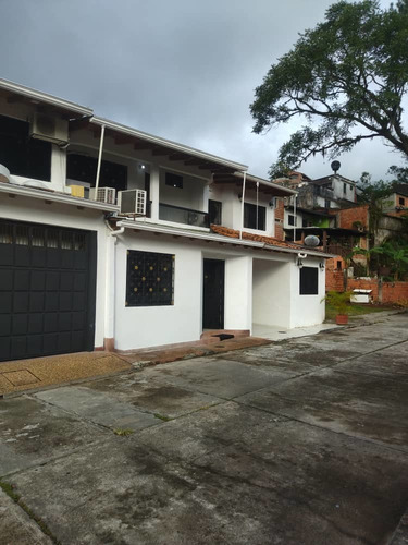 Imagen 4 de 29 de As En Venta Casa En Urbanización Sucre As