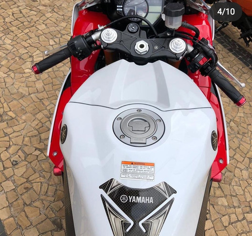 Yamaha R1