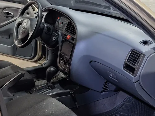 Hyundai Elantra 2002