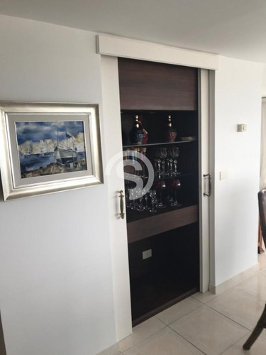 Apartamento En Beverly Tower- Ref: 2966
