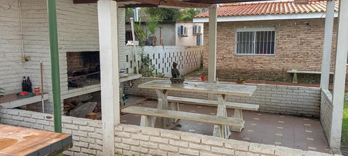 Dos Casas En Solymar En Un Mismo Padrón