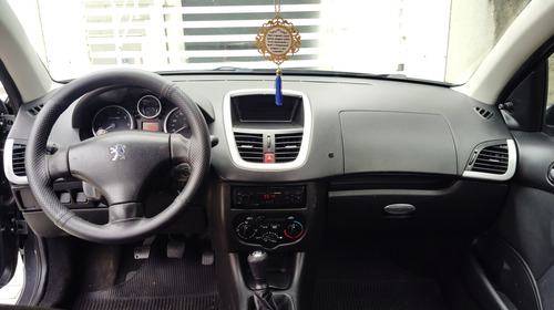 Peugeot 207 1.4 Xr Flex 5p
