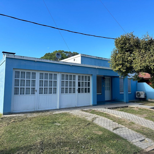 Casa En Venta En Romero 2 Dormitorios