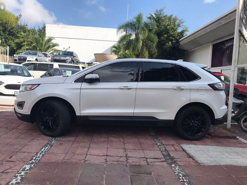 Imagen 6 de 14 de Ford Edge Titanium 2016