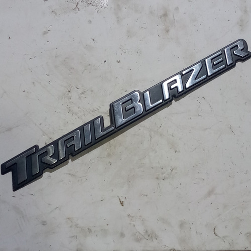 Emblema Letra Trailblazer