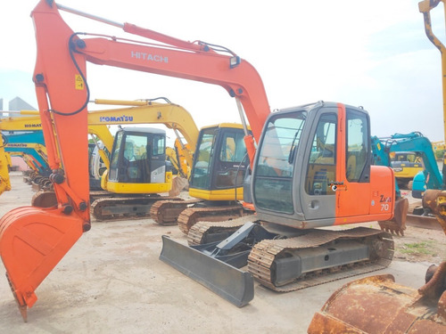 Excavadora Zx70 Hitachi