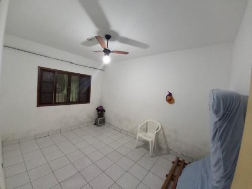 Imagem 10 de 14 de Casa C/ Edícula Perto Comércios Gaivota Lado Praia Itanhaém