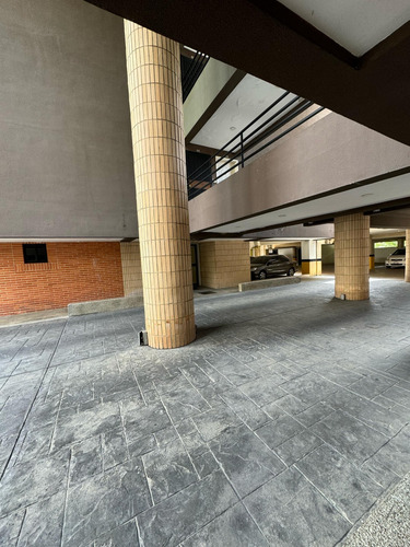 Se Alquila Apartamento Semiamoblado, Los Mangos Valencia Sr
