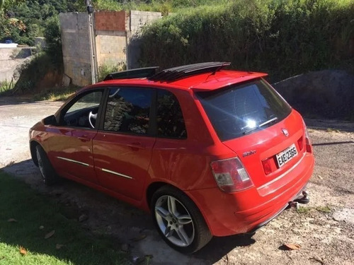 Imagem 7 de 10 de Fiat Stilo 1.8 8v Sporting Flex Dualogic 5p