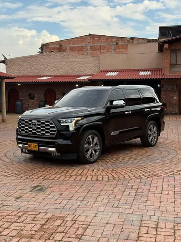 Toyota Sequoia 3.5 V6 Capstone