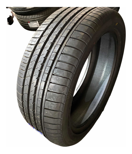 Llanta 225/45r18    Winrun R330