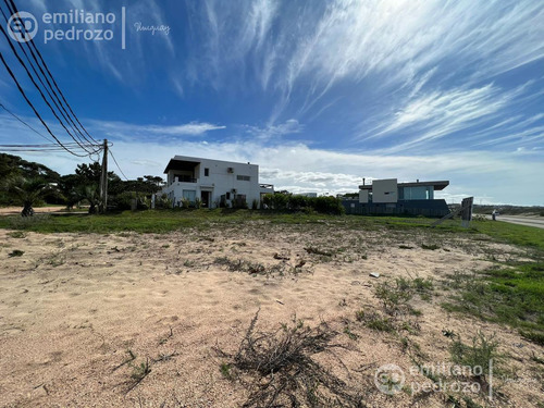 Venta De Terreno 1100m2 En Montoya Punta Del Este