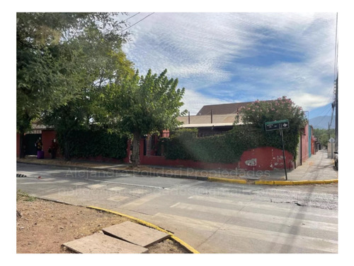 Se Vende Céntrica Casa - Calle Negrete, San Fernando