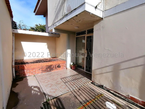 En Venta, Quinta Con 525 M2 De Terreno, Urb Los Libertadores, Barquisimeto. Coflex 255575 - #// Monica C., Ofertas Limitadas, Inversion Inteligente/*#