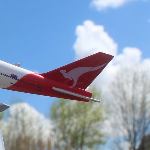 Boeing 747-400, Colores De Qantas, Esc 1:500 - Envío Gratis!
