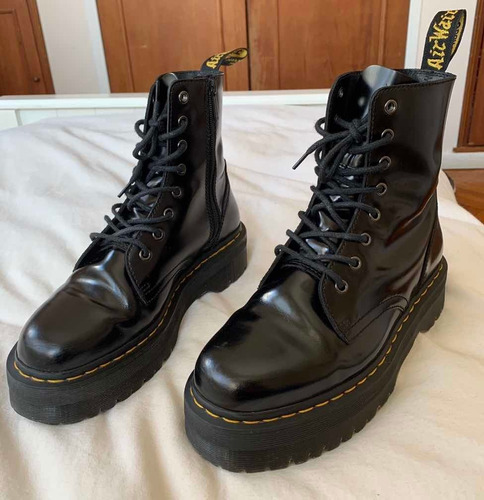 Borcegos Dr. Martens Negros Con Taco