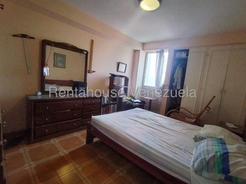 Valeria Chong Apartamento Venta Para Remodelar A Tu Gusto Barquisimeto Lara Zona Este El Parque Residencial Economico Codigo Inmobiliaria Rent-a-house 25-24629