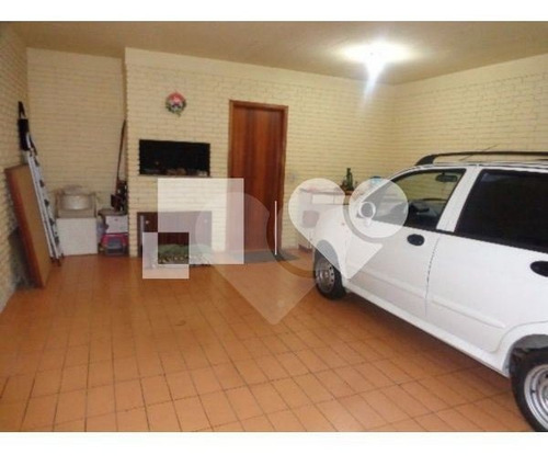 Casa 3 Dormitórios No Bairro Chácara Das Pedras. - 28-im411448