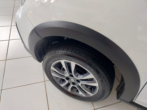 Renault Sandero 1.6 16V 4P SCE FLEX STEPWAY ICONIC X-TRONIC AUTOMÁTICO CVT