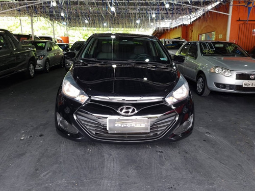 Imagem 2 de 9 de Hyundai Hb20s 1.6 Comfort Plus 16v Flex 4p Manual