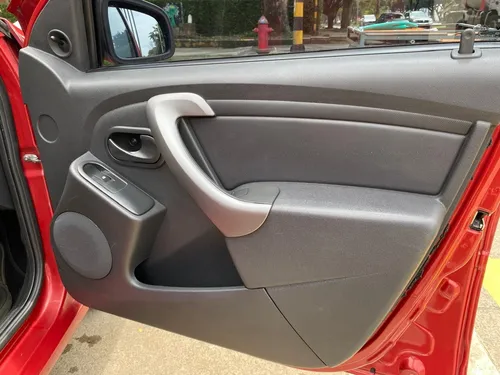 Renault Logan Expression / Modelo 2013