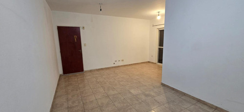 Venta De Departamento 3 Ambientes En Planta Baja - Monte Grande - Barrio Coca Cola