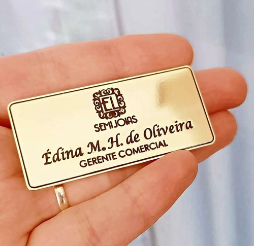 Imagem 1 de 7 de Broche Personalizado Com Imã Novidade