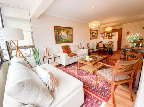 Excelente Departamento Ubicado En Sector Poniente De Viña.