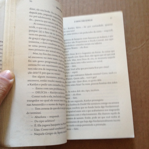 Livro A Culpa É Das Estrelas - John Green 2012 T2