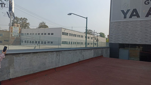 Excelente Local Comercial En Renta 262 M2. División Del Norte