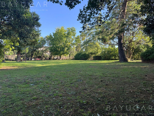 Lote Con Casa En Pilar - Apto Credito / Inversión